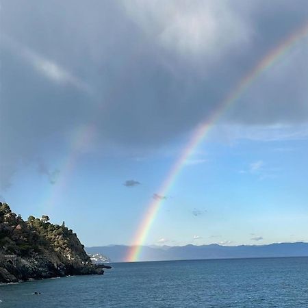 Mare Dentro Apartment Varazze Bagian luar foto